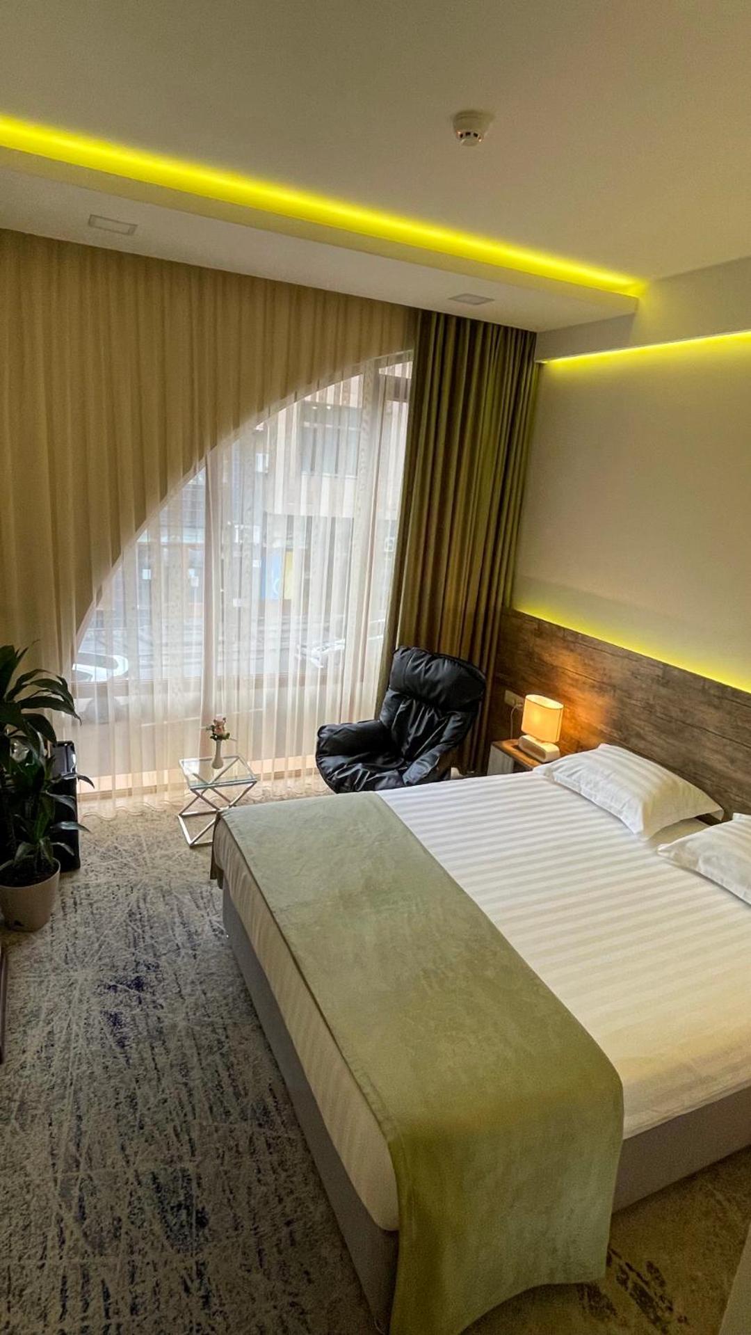Rg Boutique Hotel Erywań Zewnętrze zdjęcie